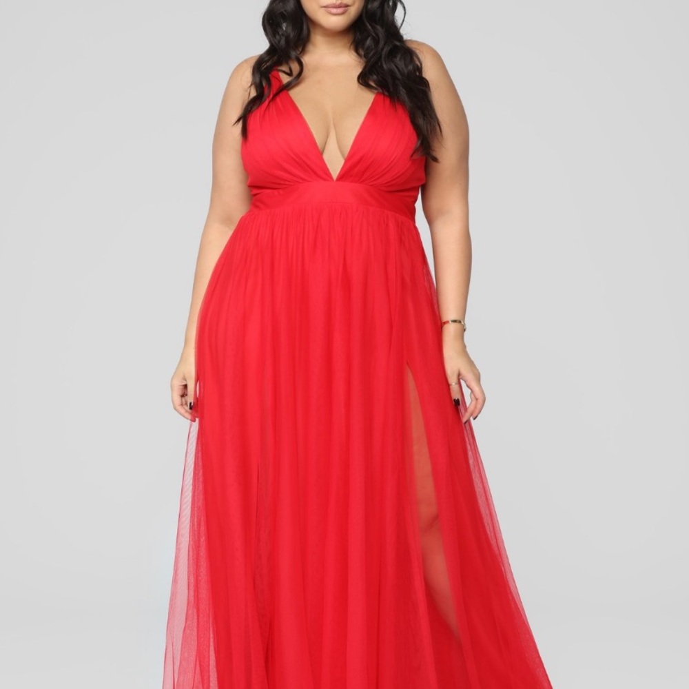 Long red tulle dress